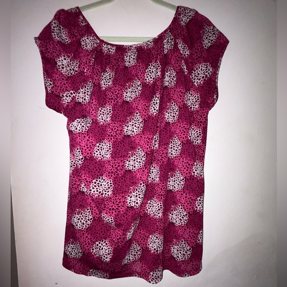 Liz Claiborne Magenta Floral Blouse - Picture 4 of 4